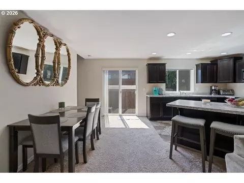 Dining - 132 Haley Dr, Longview, WA 98632 photo 1 of 2