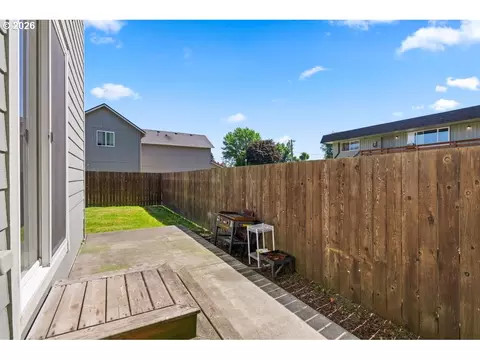 Exterior - 132 Haley Dr, Longview, WA 98632 photo 5 of 10