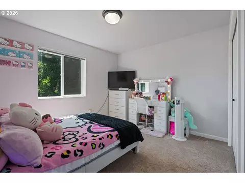 Bedroom - 132 Haley Dr, Longview, WA 98632 photo 4 of 7