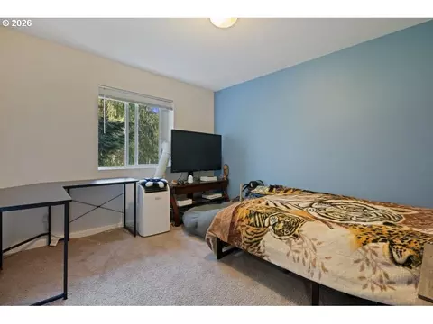 Bedroom - 132 Haley Dr, Longview, WA 98632 photo 6 of 7