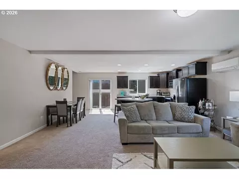 Living - 132 Haley Dr, Longview, WA 98632 photo 4 of 5