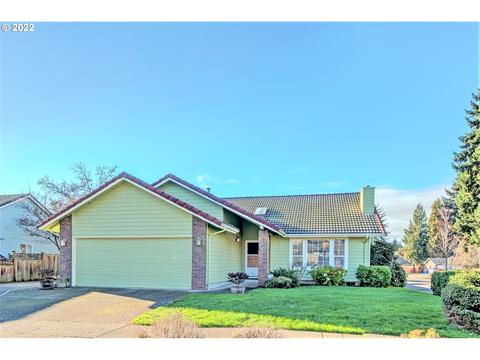 690 Poltava St, Springfield, OR 97477 photo 1