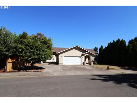 675 Rayner Ave, Springfield, OR 97477 photo 1