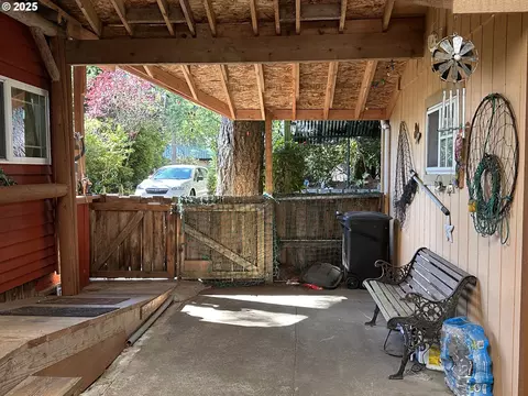 151 Outer Dr, Florence, OR 97439 photo 14
