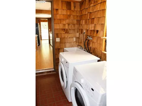 Other - 381 NE Village Squire Ave #2, Gresham, OR 97030 photo 8 of 15