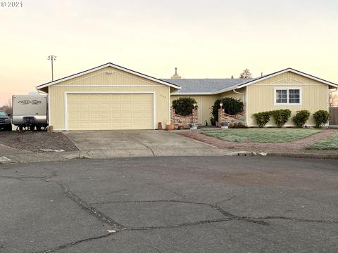 4559 Souza St, Eugene, OR 97402 photo 1