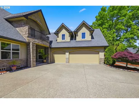 Exterior - 454 Salty Way, Eugene, OR 97404 photo 3 of 7