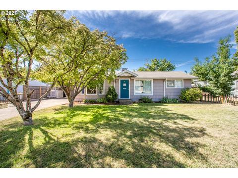 2405 E St, Springfield, OR 97477 photo 1