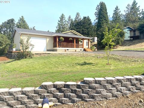 465 E 1st St, Lowell, OR 97452 photo 1