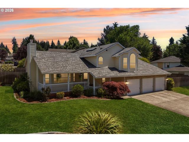 8915 NE 28th Pl, Vancouver, WA 98665