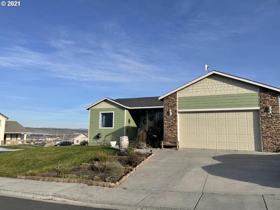1605 Ford St, Umatilla, OR 97882 27 Photos MLS 21385609 Movoto