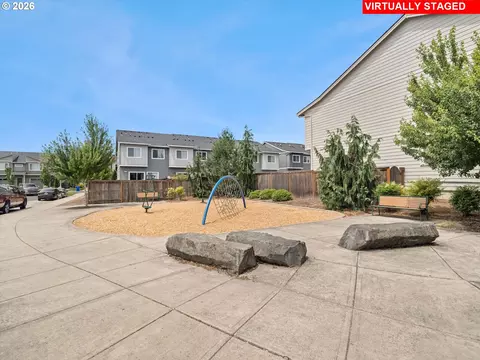 Exterior - 841 S 26th Ave, Cornelius, OR 97113 photo 9 of 10
