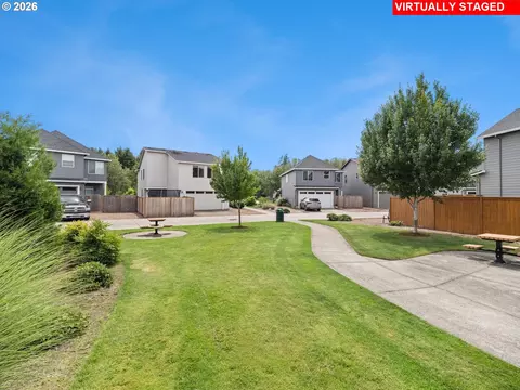 Exterior - 841 S 26th Ave, Cornelius, OR 97113 photo 7 of 10