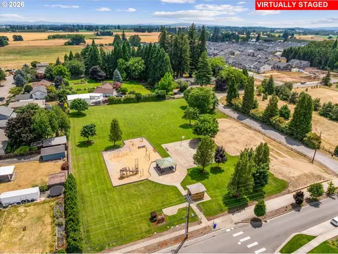 View/Area - 841 S 26th Ave, Cornelius, OR 97113 photo 3 of 4