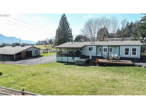 161 Peyrollaz Rd, Carson, WA 98610 photo 1