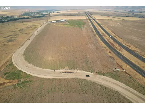 kirk ave, Pendleton, OR 97801 photo 4