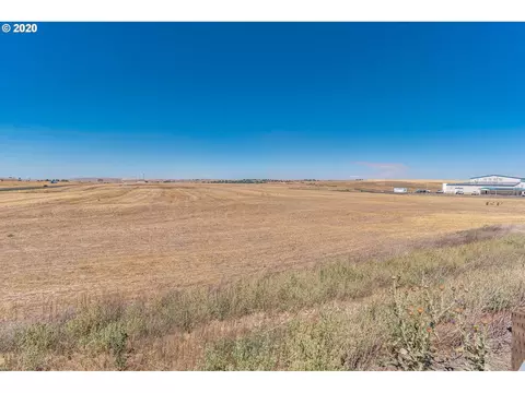 kirk ave, Pendleton, OR 97801 photo 9