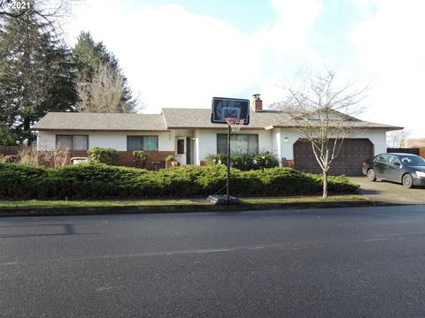 1545 SE Cochran Dr, Gresham, OR 97080 photo 1