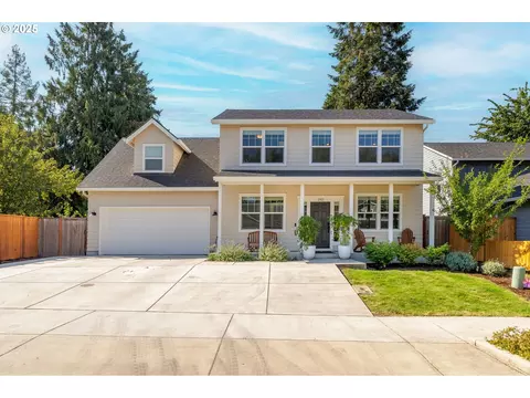 282 Carolyn Dr, Eugene, OR 97404