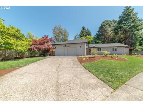 777 Spyglass Dr, Eugene, OR 97401 photo 1