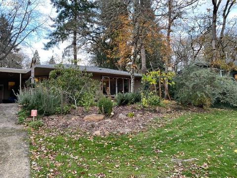 131 E 38th Ave, Eugene, OR 97405 photo 1
