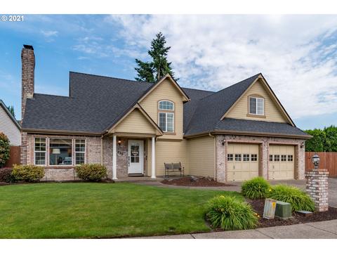 1030 Chateau Meadows Dr, Eugene, OR 97401 photo 1