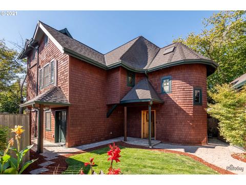 880 W Hilliard Ln, Eugene, OR 97404 photo 1