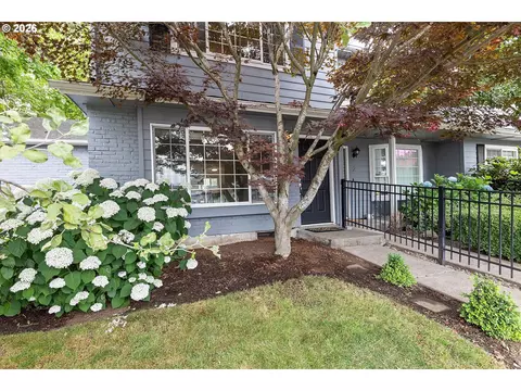 1255 NW Trail Ave #1, Portland, OR 97229