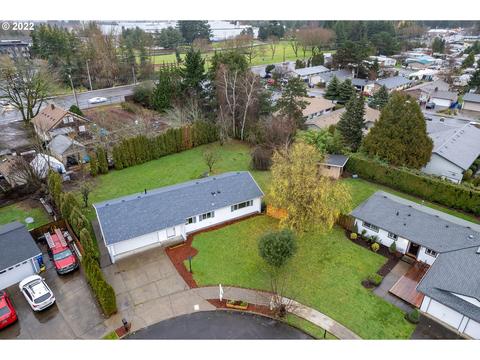 610 SE 207th Ave, Gresham, OR 97030 photo 1