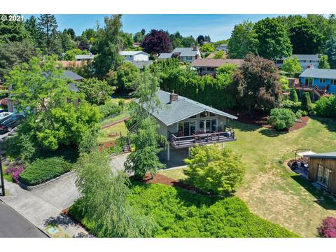 64 NE Scott Dr, Gresham, OR 97030 photo 1