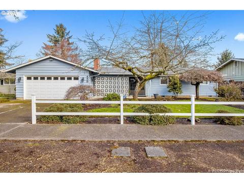 459 Silver Meadows Dr, Eugene, OR 97404 photo 1