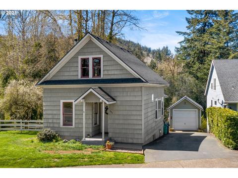 647 SE Roberts Ave, Gresham, OR 97080 photo 1