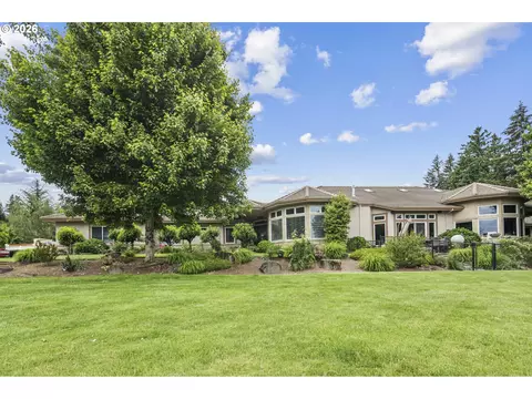 17695 S Fieldstone Ct, Oregon City, OR 97045