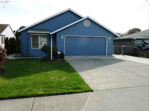 439 E Berkeley St, Gladstone, OR 97027 photo 1