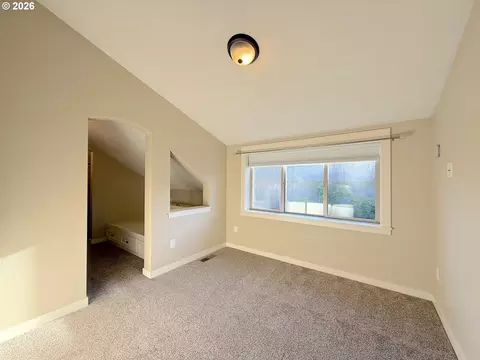 Bedroom - 1145 W 28th Ave, Eugene, OR 97405 photo 5 of 9