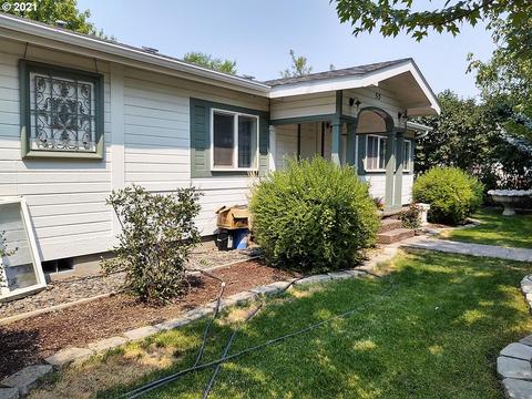 513 E Main St, John Day, OR 97845 photo 1