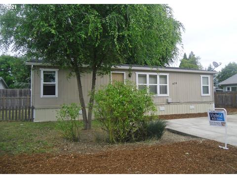876 Laurelhurst Dr, Eugene, OR 97402 photo 1