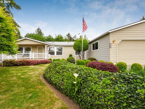 18345 Cornell Pl, Gladstone, OR 97027 photo 1