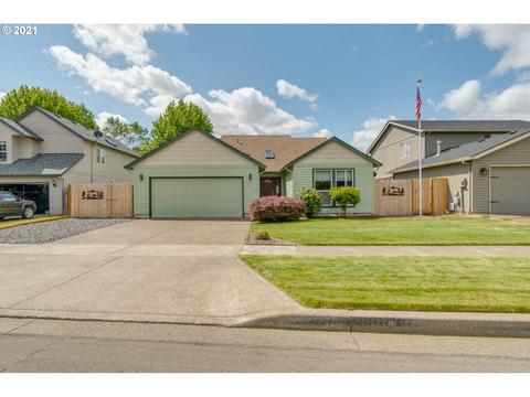208 Edgewood Dr, Newberg, OR 97132 photo 1