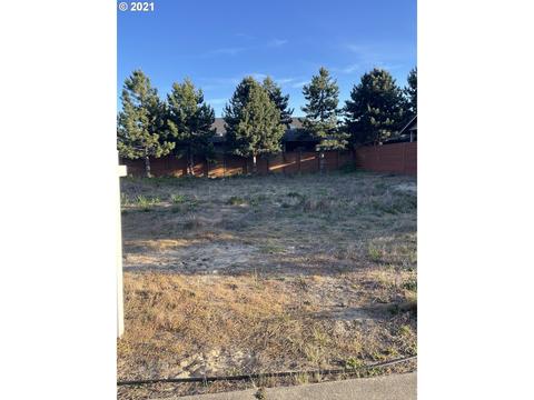 1622 38th Loop, Florence, OR 97439 photo 1