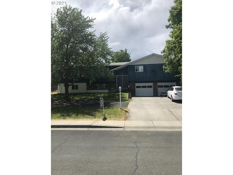 1838 SW Athens Ave, Pendleton, OR 97801 photo 1