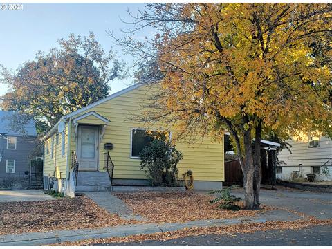 631 NW 7th St, Pendleton, OR 97801 photo 1