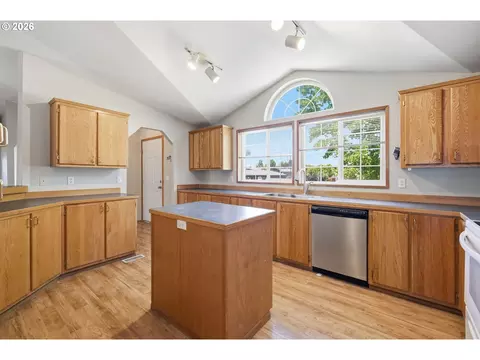 Kitchen - 1699 N Terry St #281, Eugene, OR 97402 photo 3 of 5