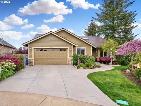 2231 SE Genesis Ct, Salem, OR 97306