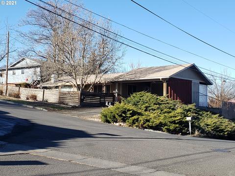 709 SE Isaac Ave, Pendleton, OR 97801 photo 1