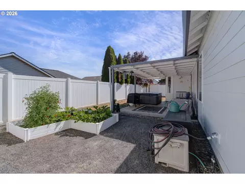 Exterior - 245 Taurus St, Molalla, OR 97038 photo 4 of 10