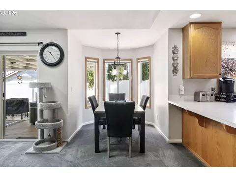 Dining - 245 Taurus St, Molalla, OR 97038 photo 1 of 1