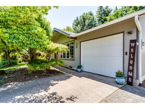 2638 Donegal St, Eugene, OR 97404 photo 1