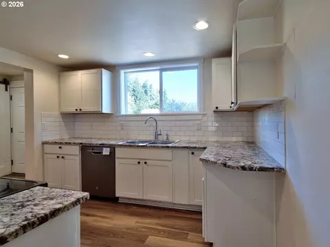 Kitchen - 329 SW Main St, Willamina, OR 97396 photo 1 of 4