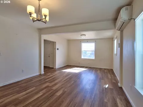 Living - 329 SW Main St, Willamina, OR 97396 photo 7 of 8